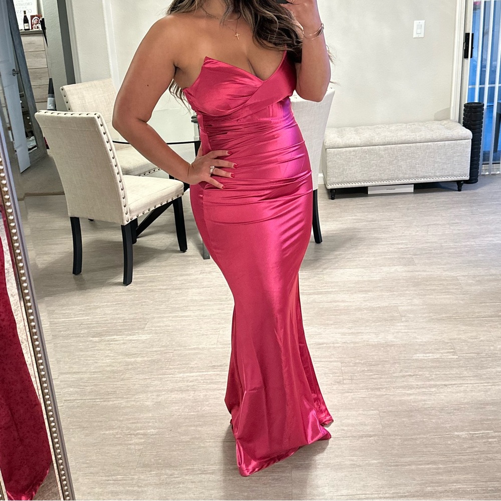 Pink Ruched Strapless Bodycon Dress
